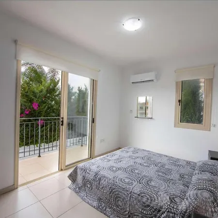 Kiwi Palm 13 Villa *