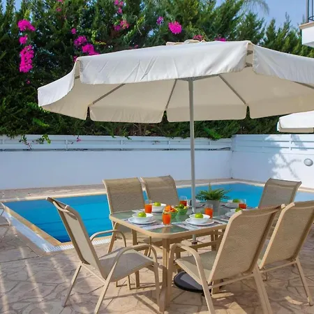 Kiwi Palm 13 Villa