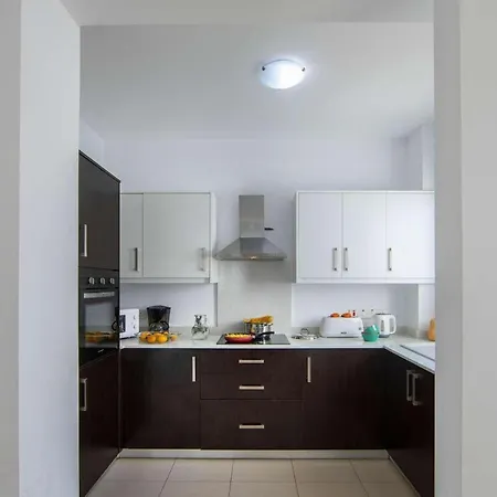 Kiwi Palm 13 Villa